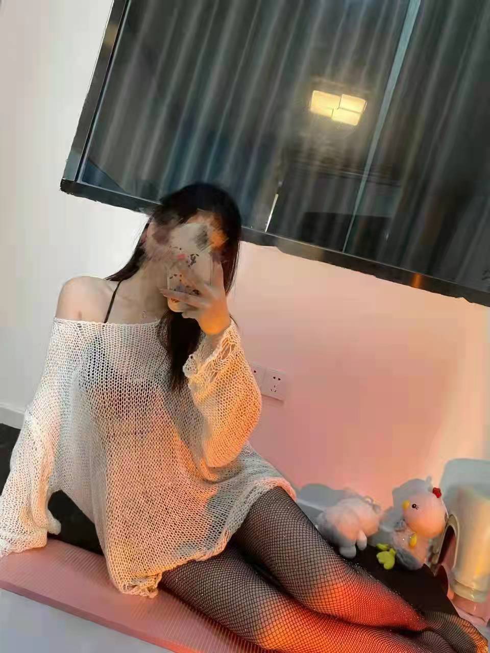 宝安中心颜值美女