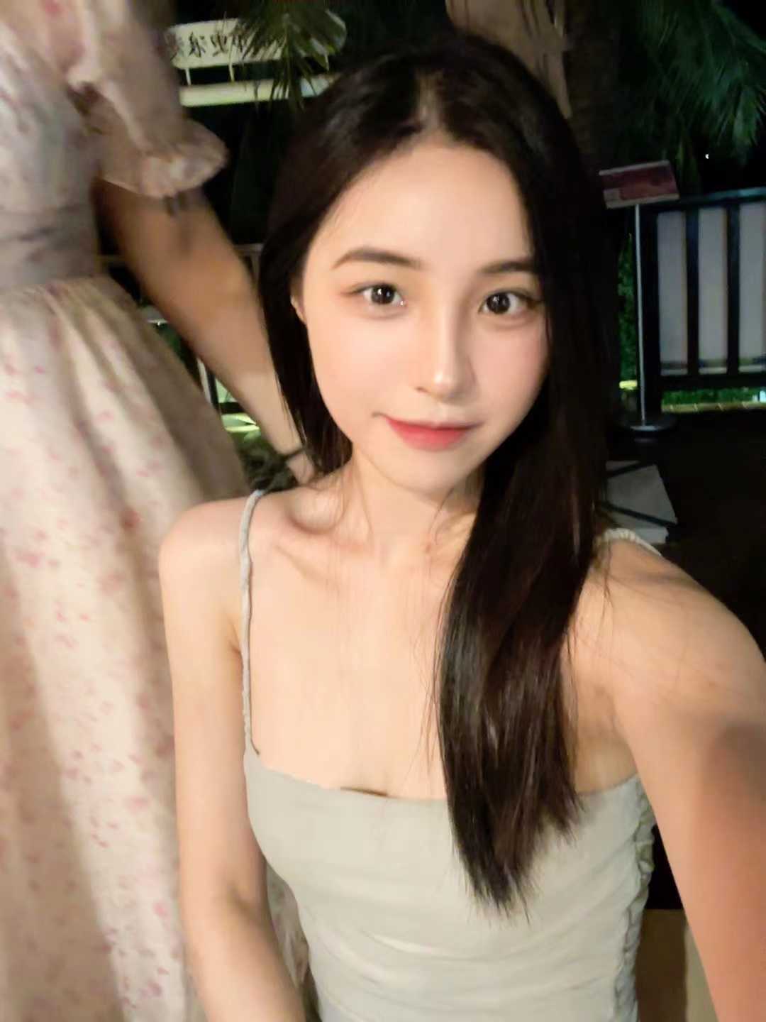 下面嫩嫩的很有包裹感