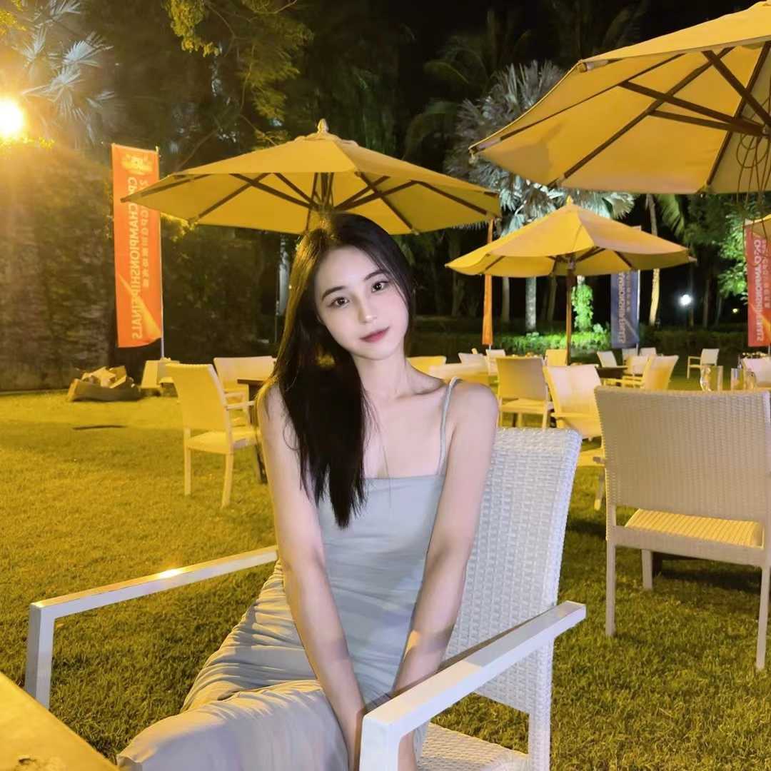 下面嫩嫩的很有包裹感