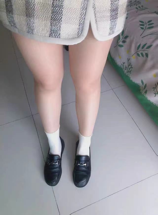 呻吟起来很sao很带劲