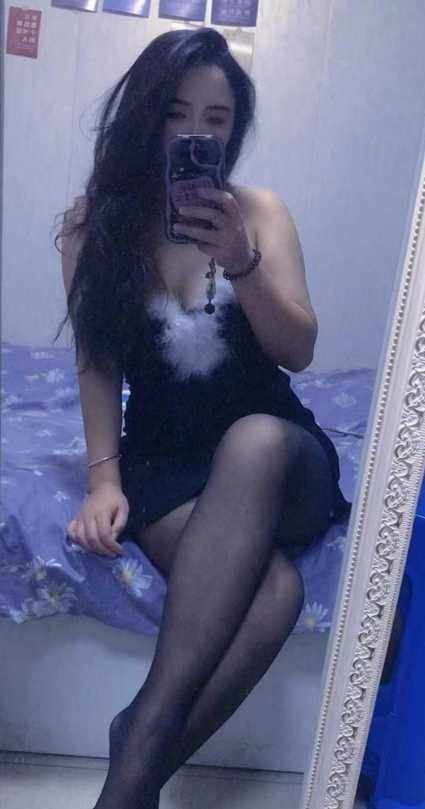 下沙小雅姐姐半套服务