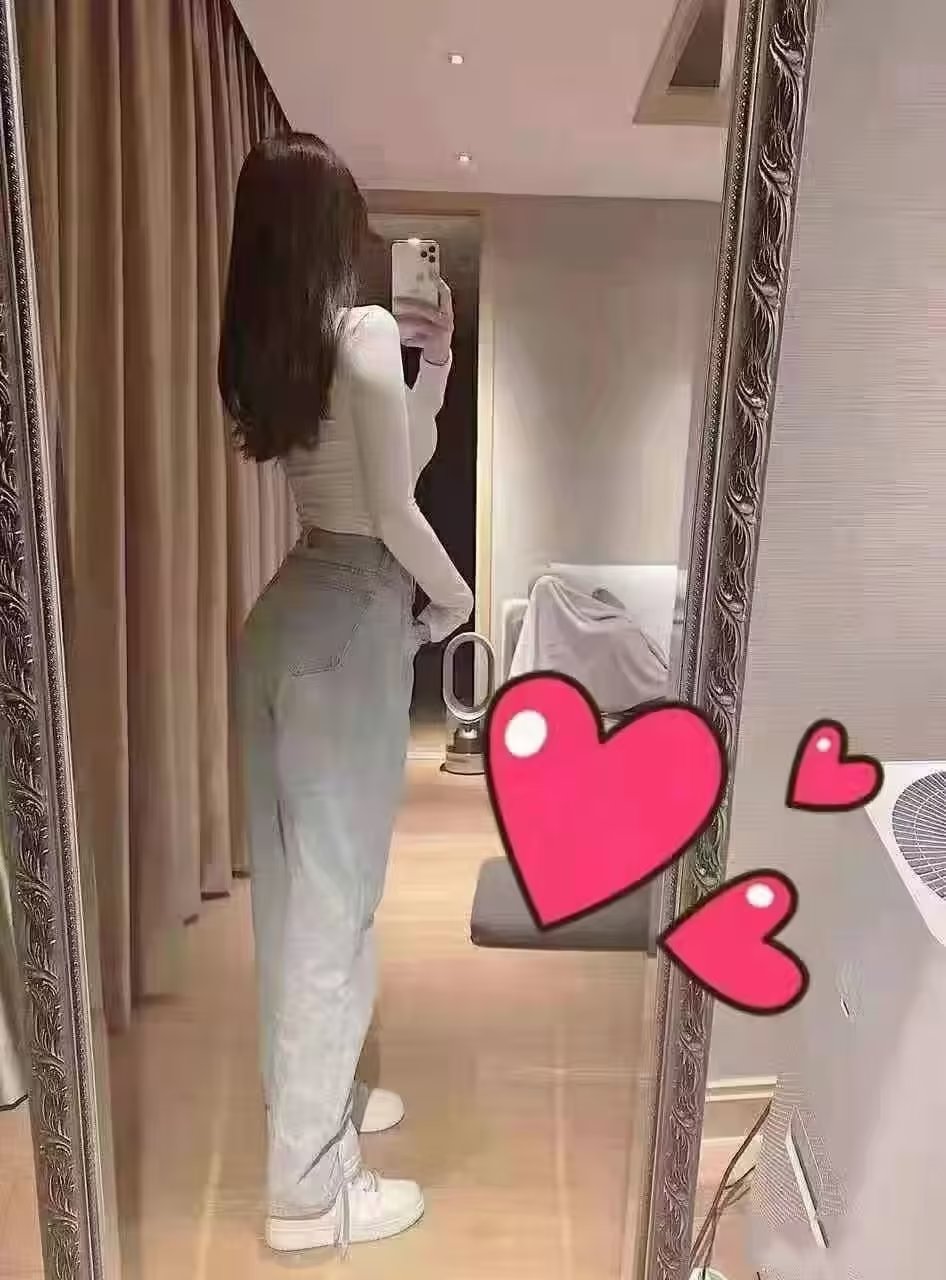 小瞧玲珑按摩妹妹