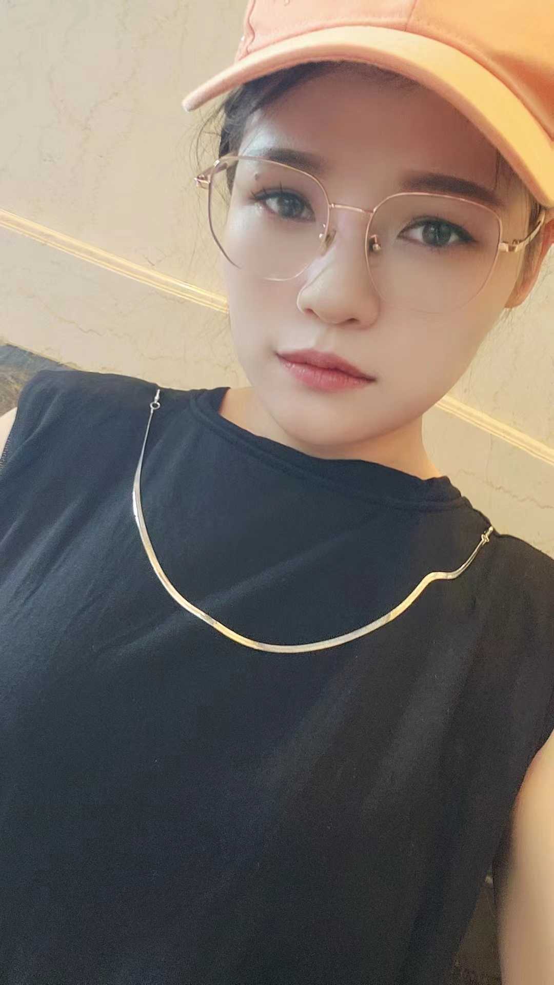 刚下海兼职幼师，丰满个高，肉感十足