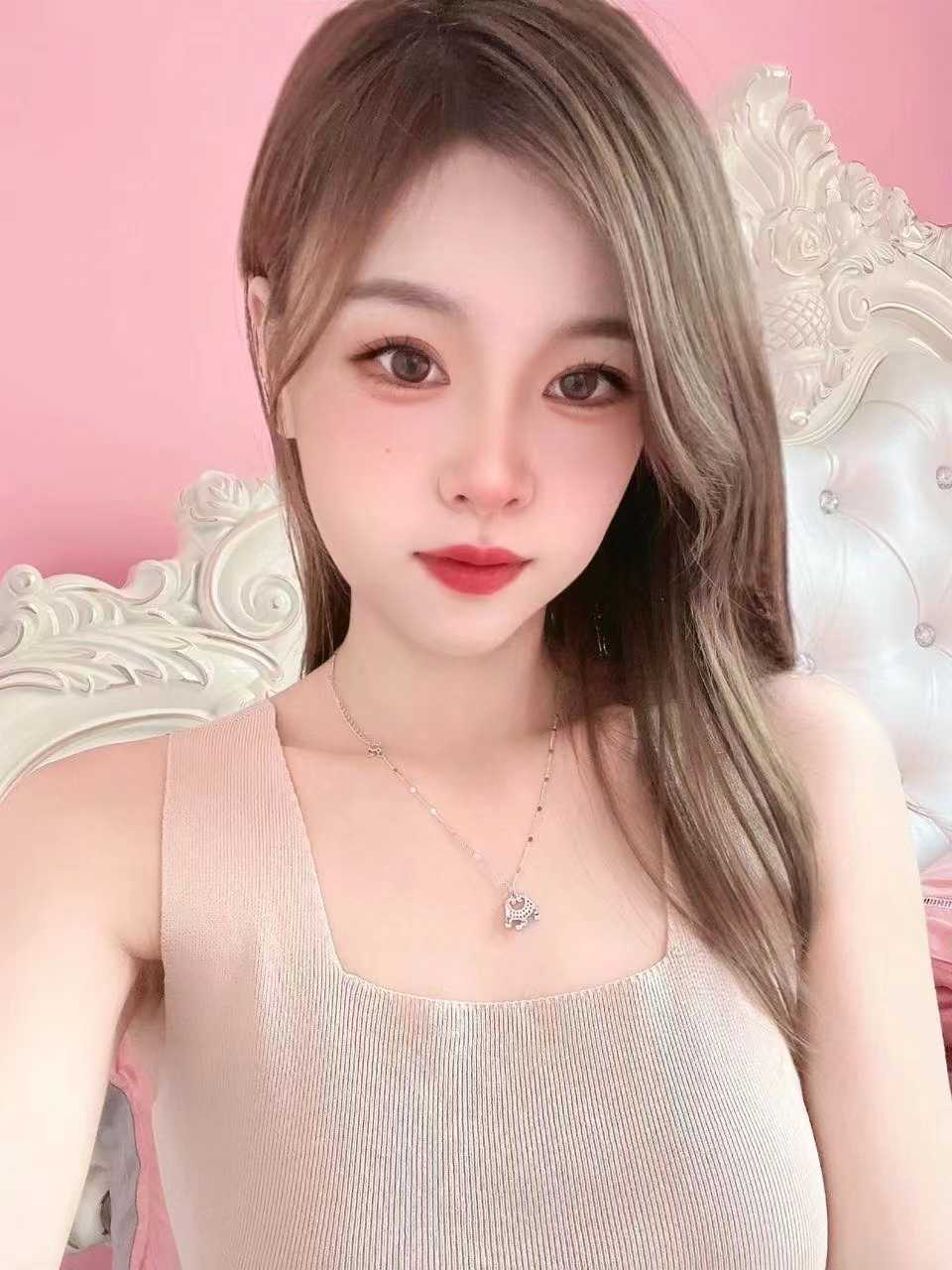 和兴路健身妹妹