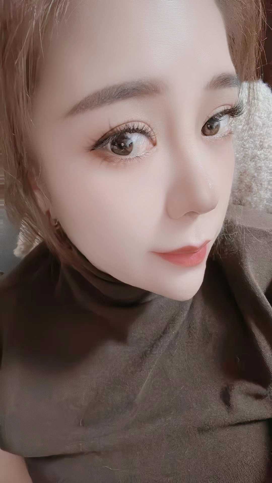 河北区娇小的美女