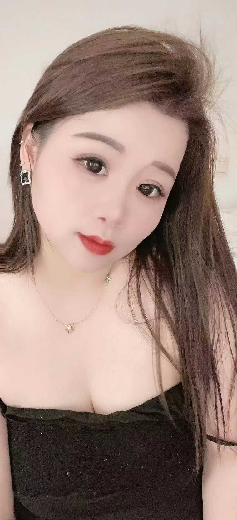 珠海广场风Sao小余