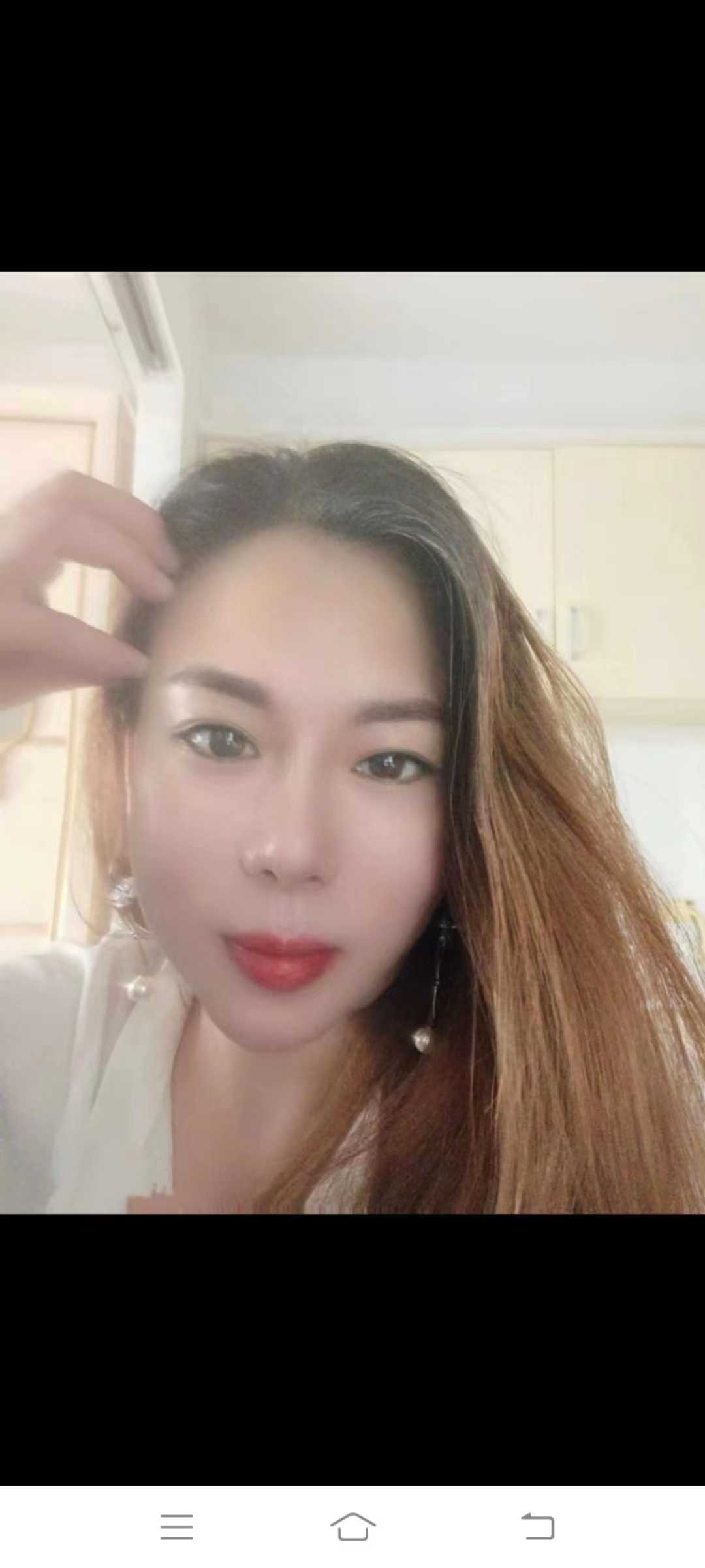 可以顶肛刺激上头的小少妇