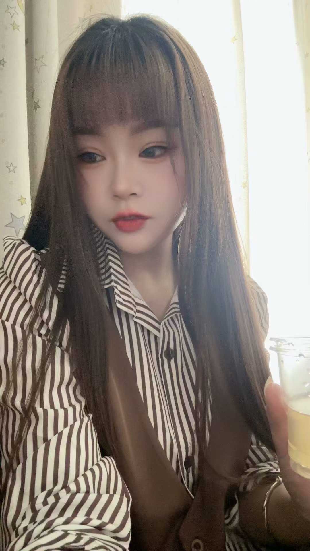 昆山合丰约小少妇胭脂