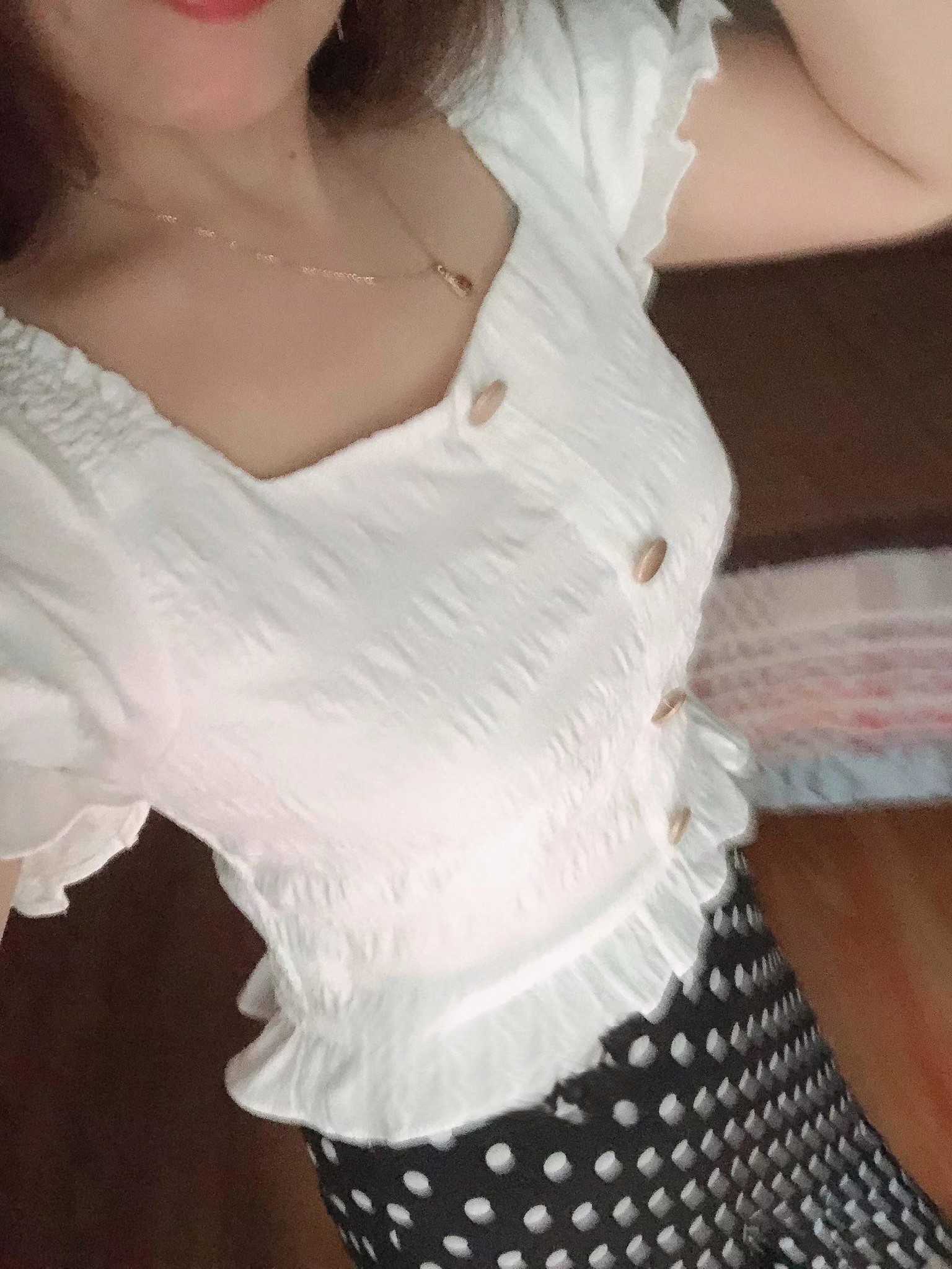 不好意思露脸的小姐姐