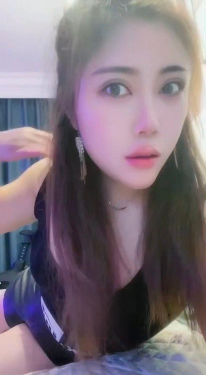 DL超级会玩的小姐姐