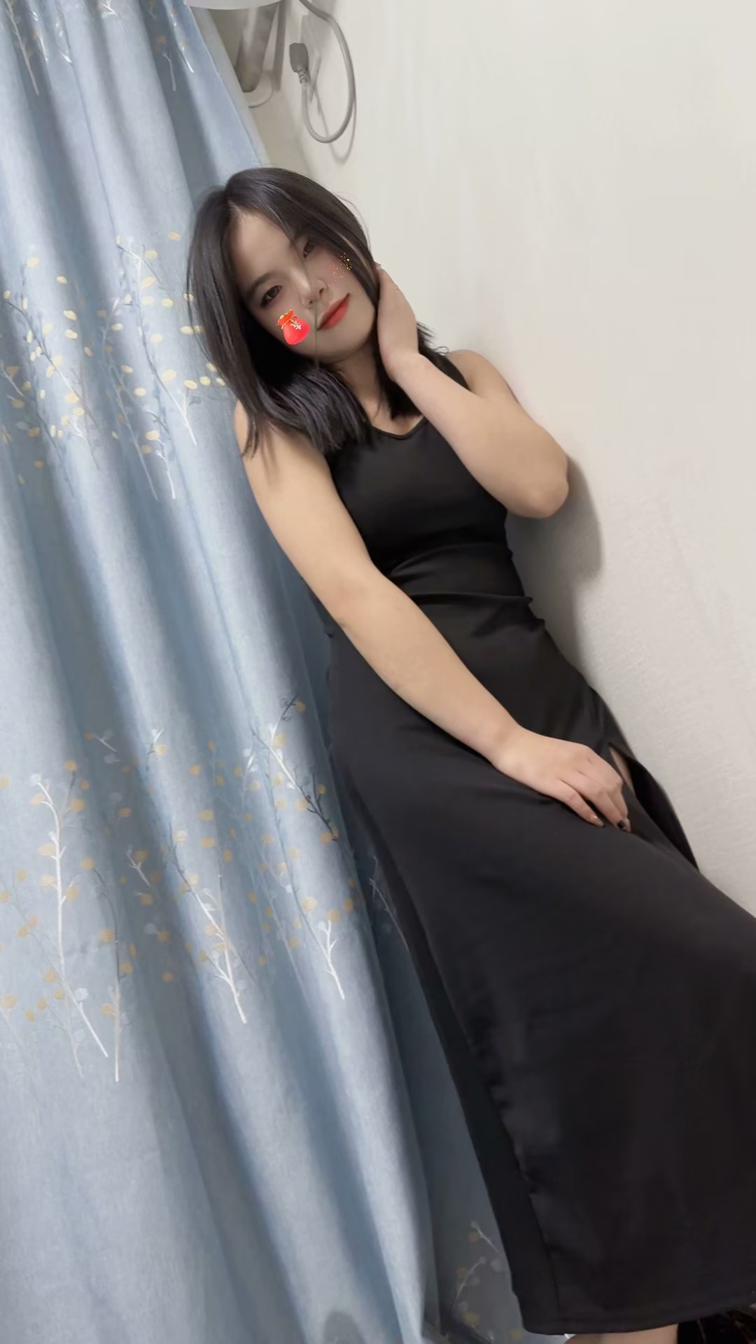 新来的滨江嫩妹子