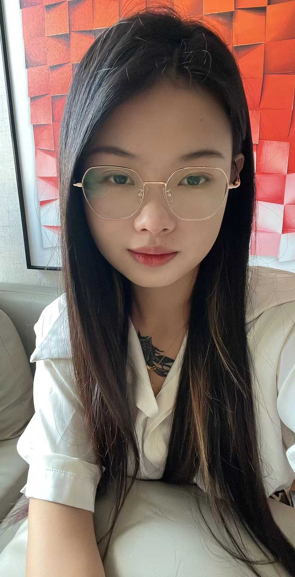 龙华真实19妹妹