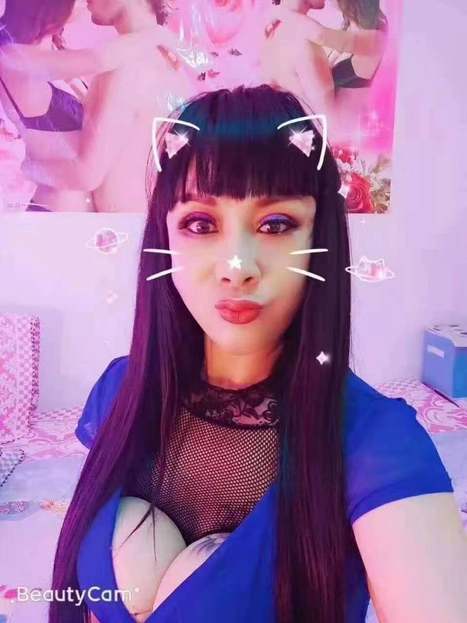 性价比很高的小姐姐