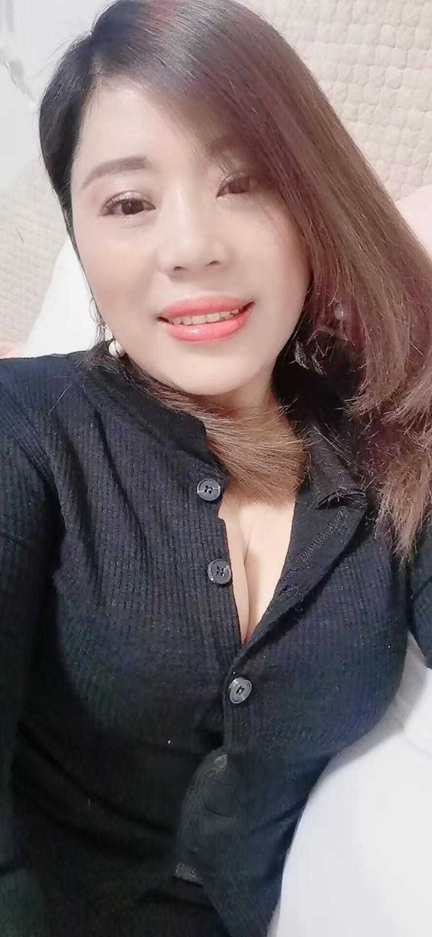 很适合卸火的少妇