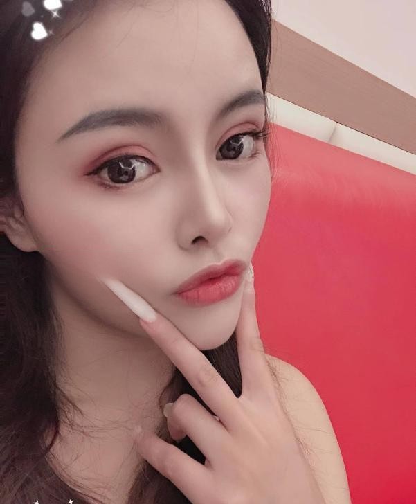 年轻漂亮声音好听的小姐姐