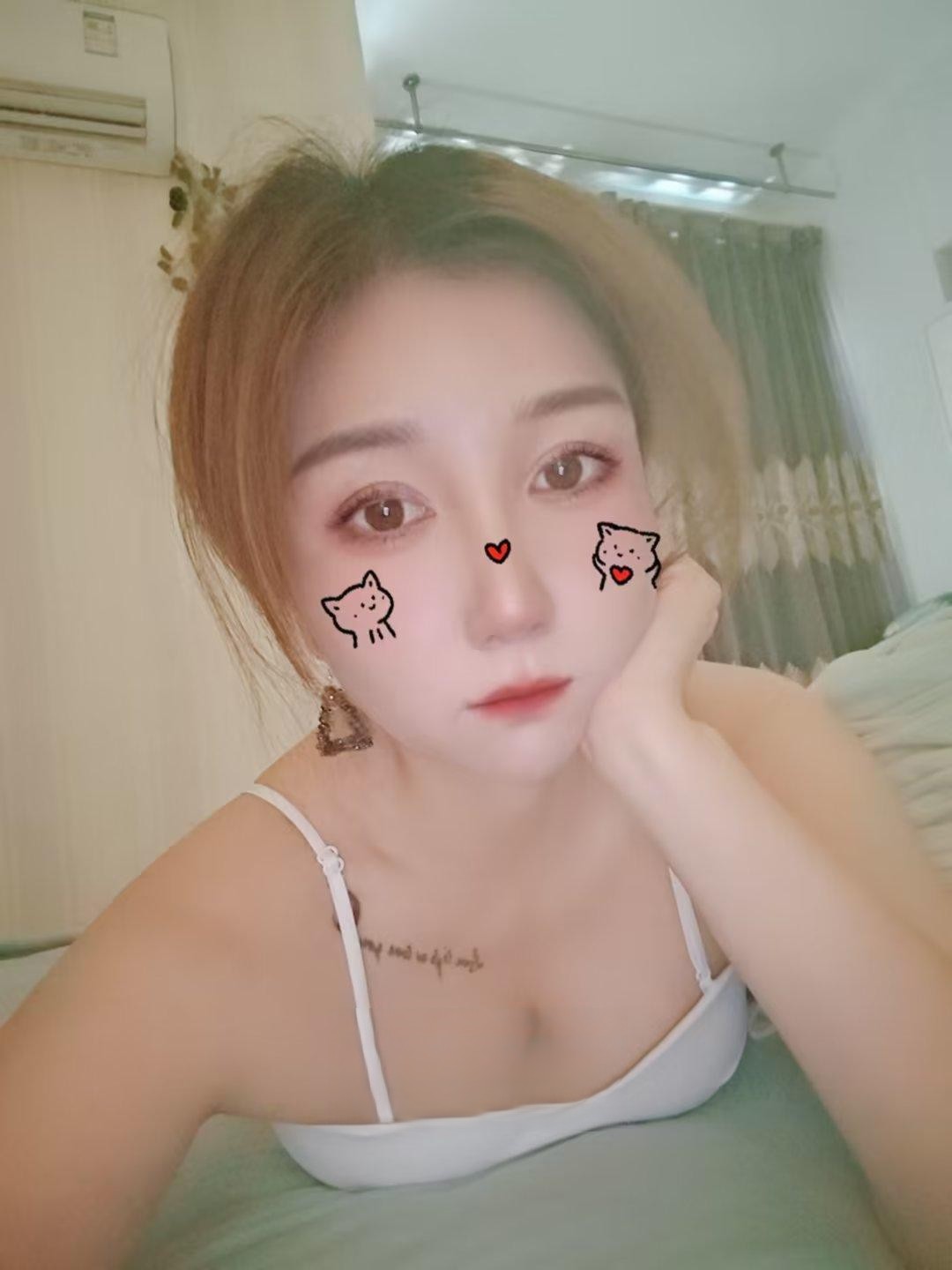 腿好看的妹子一位