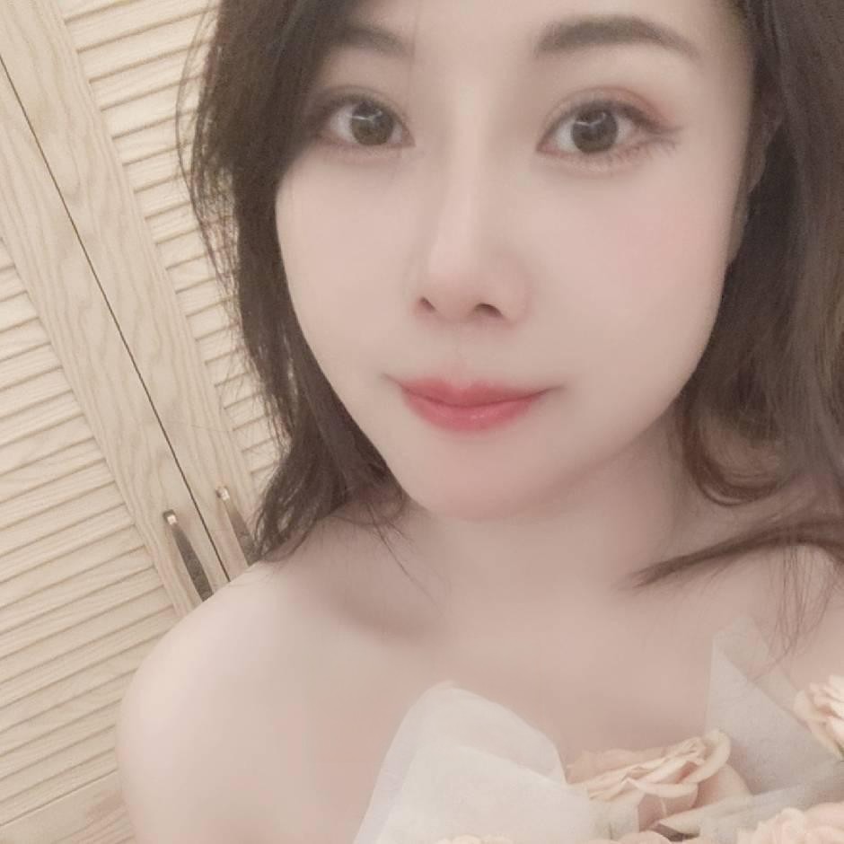 可以拍视频的妹子