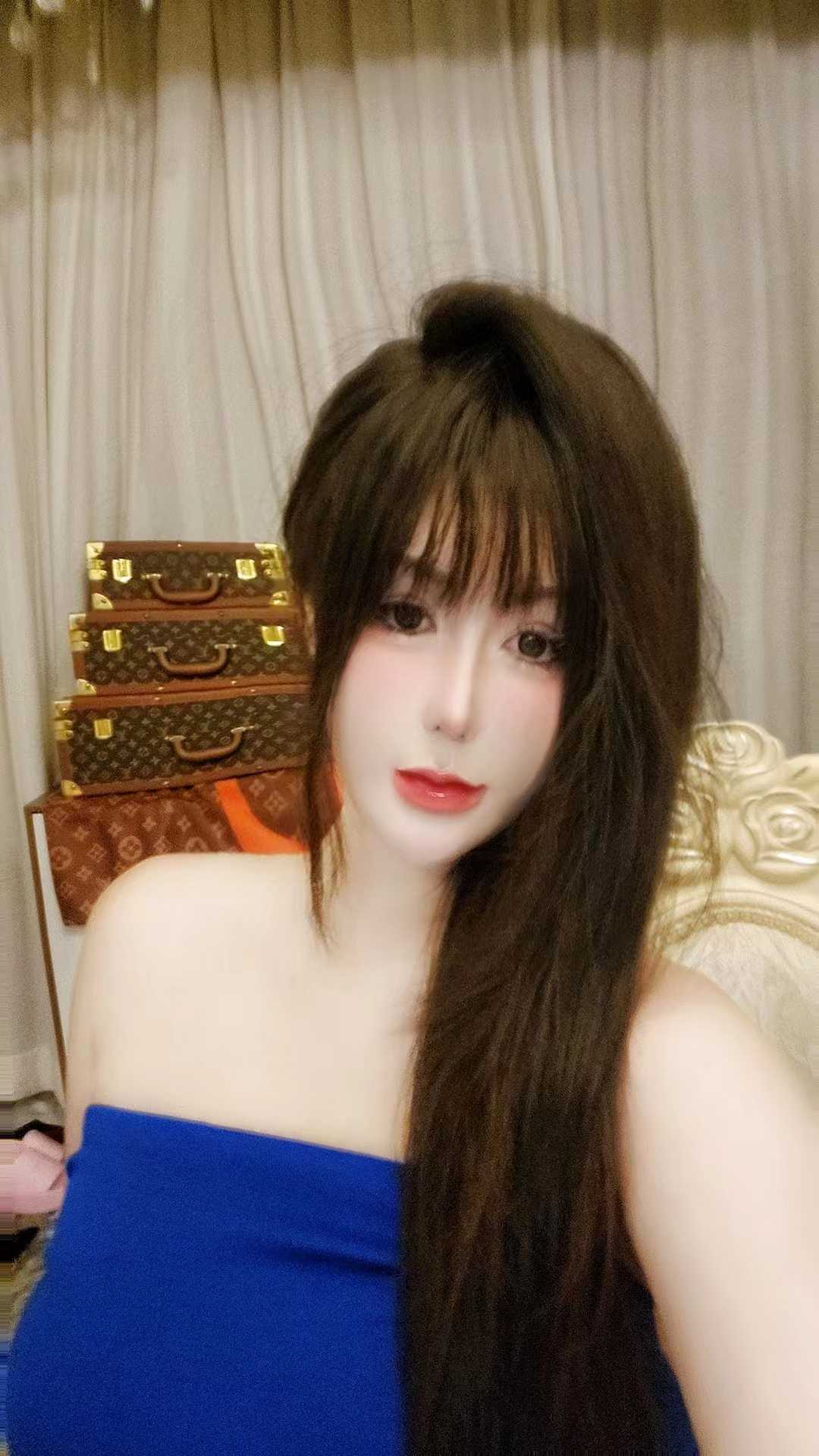 全部是科技的小姐姐