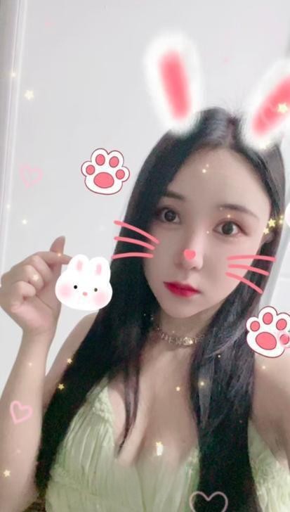 微紧的有颜值的小姐姐