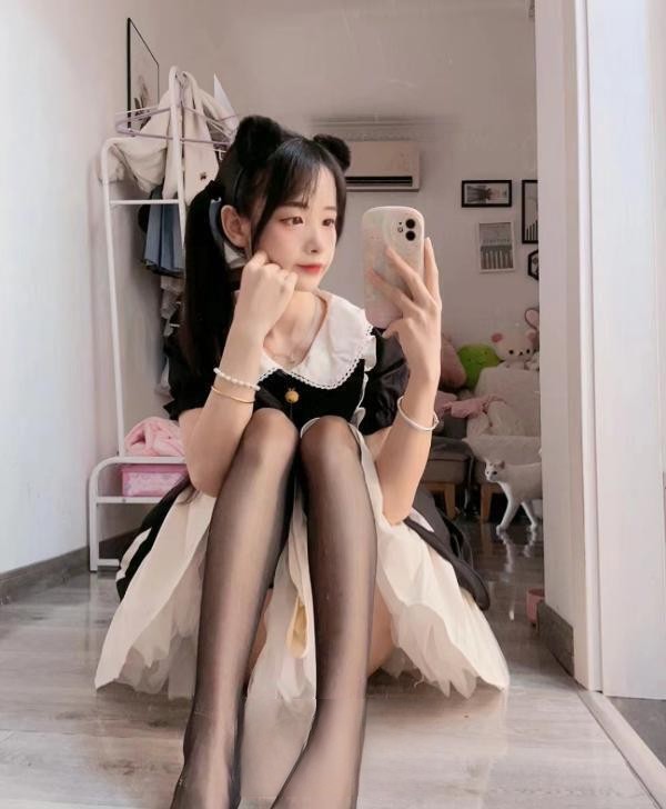 极品萝莉身材妹子