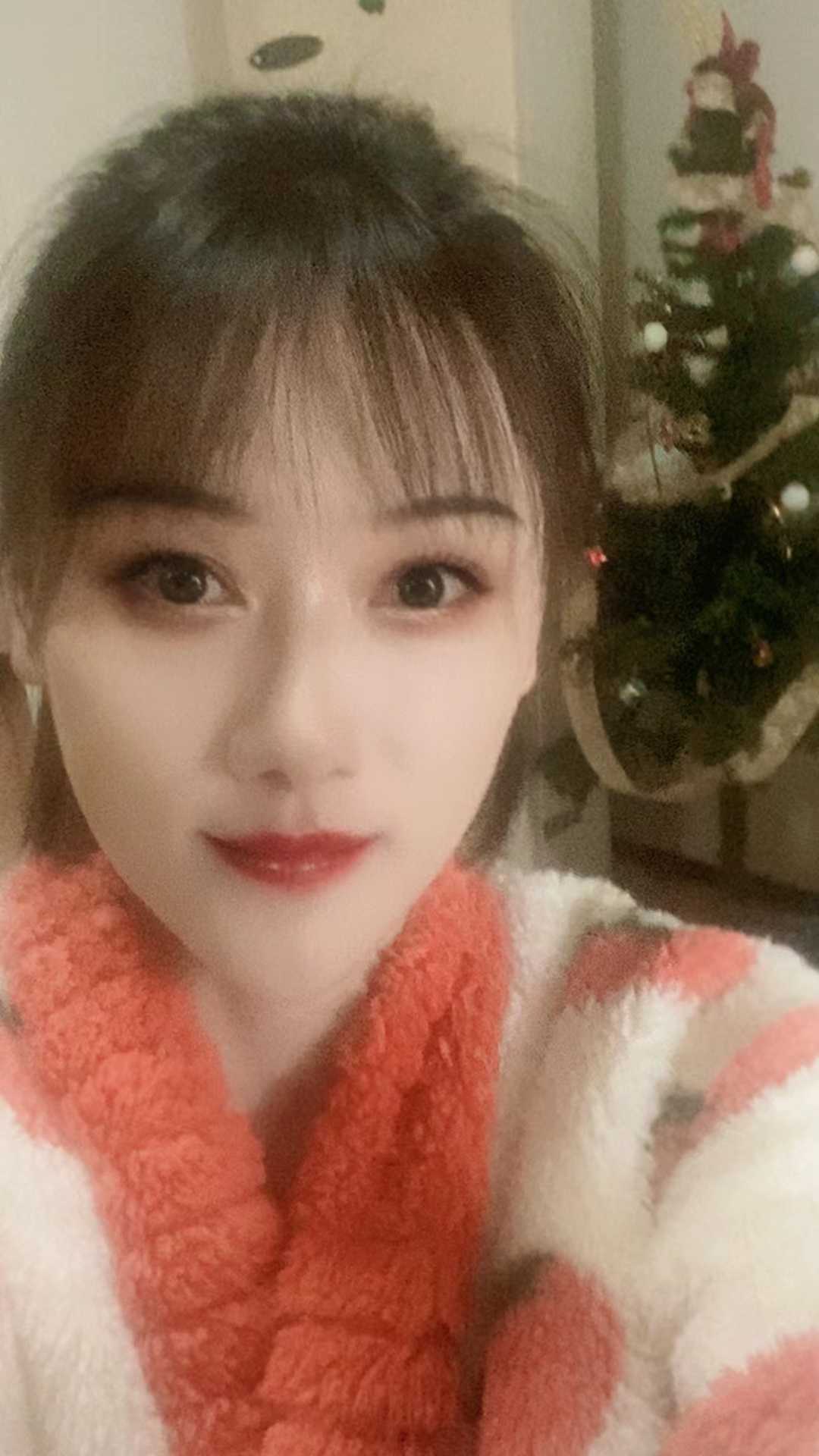 新人刚下水大胸