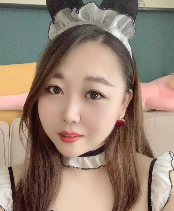 大奶妹子名不虚传