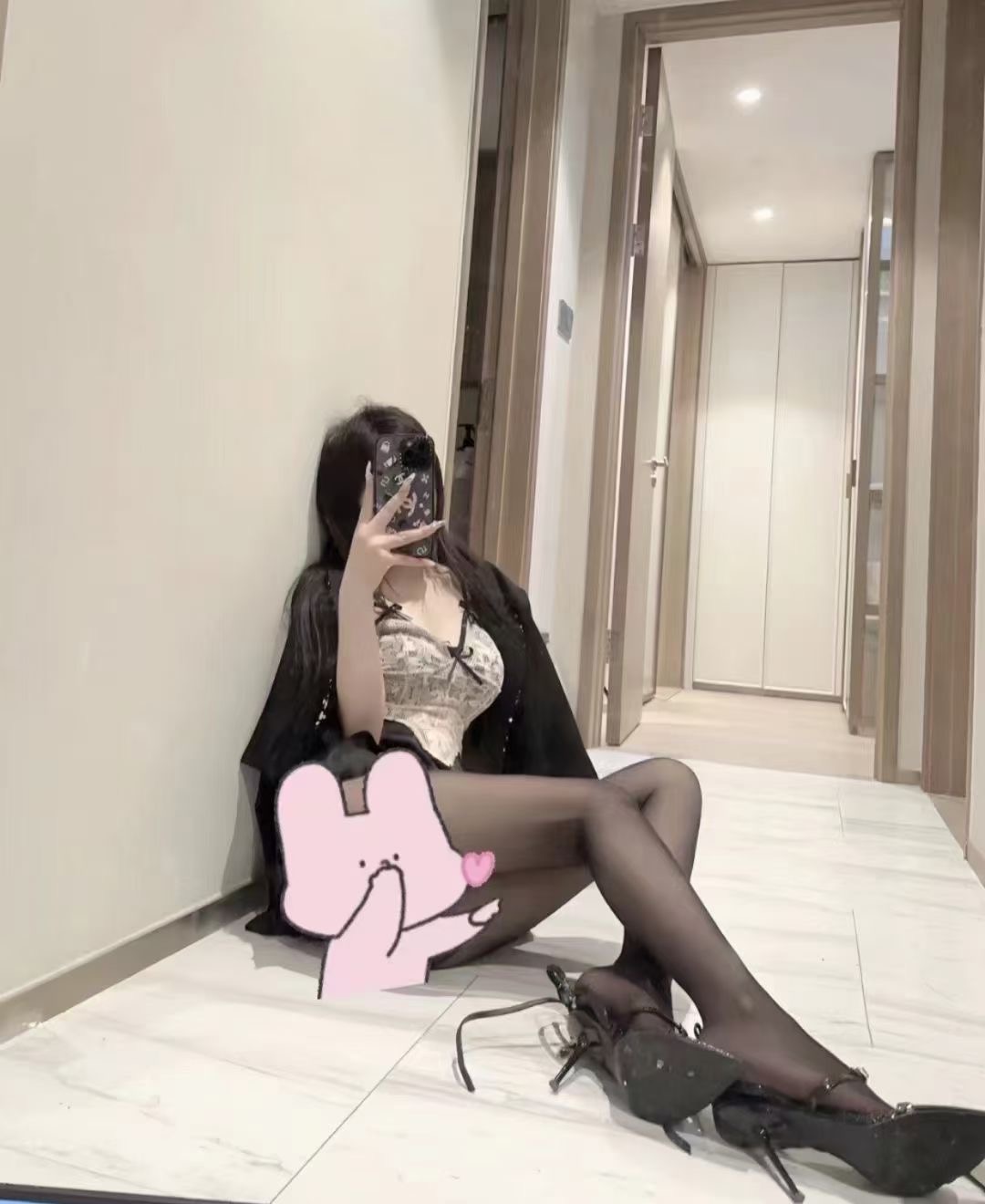 小仙女无中介加我发我本人私密照！