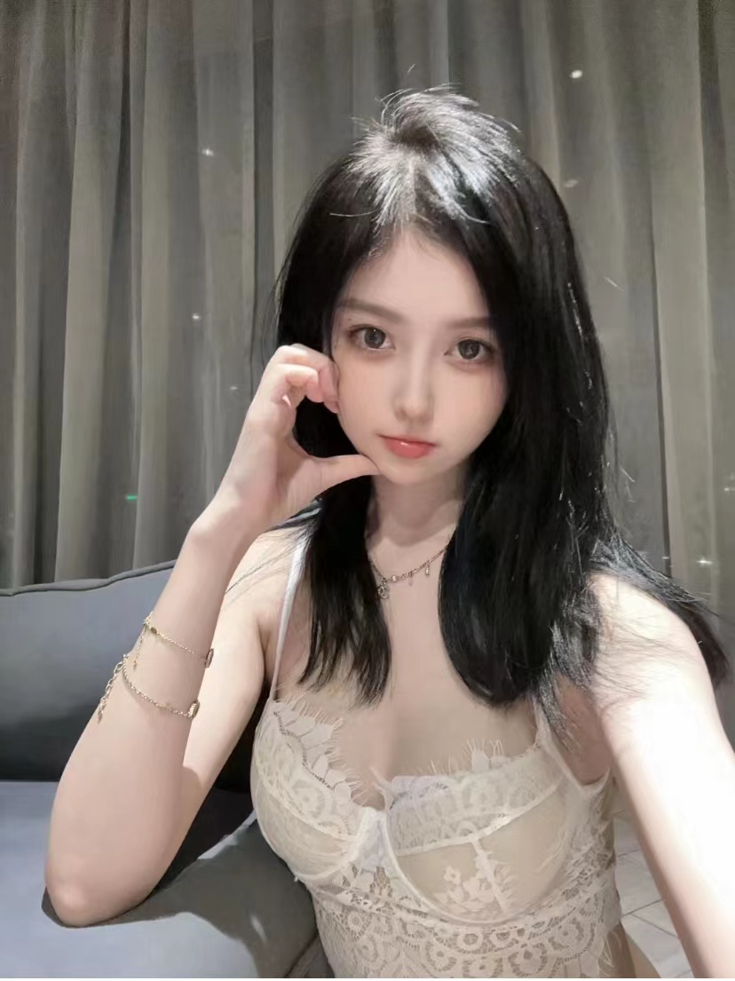 欲求不满的e奶Sao货