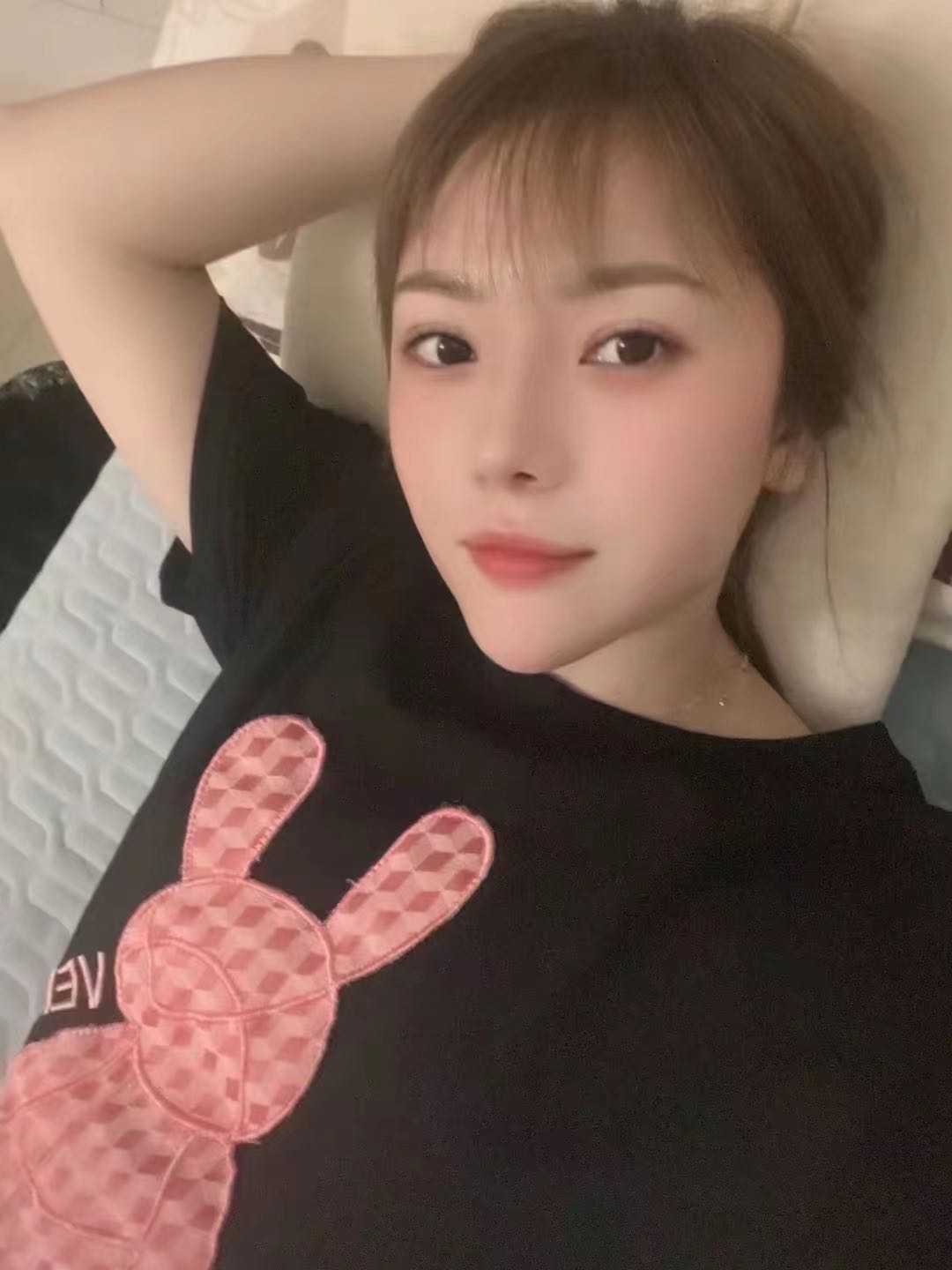 中山小榄大胸q弹的网红脸小姐姐