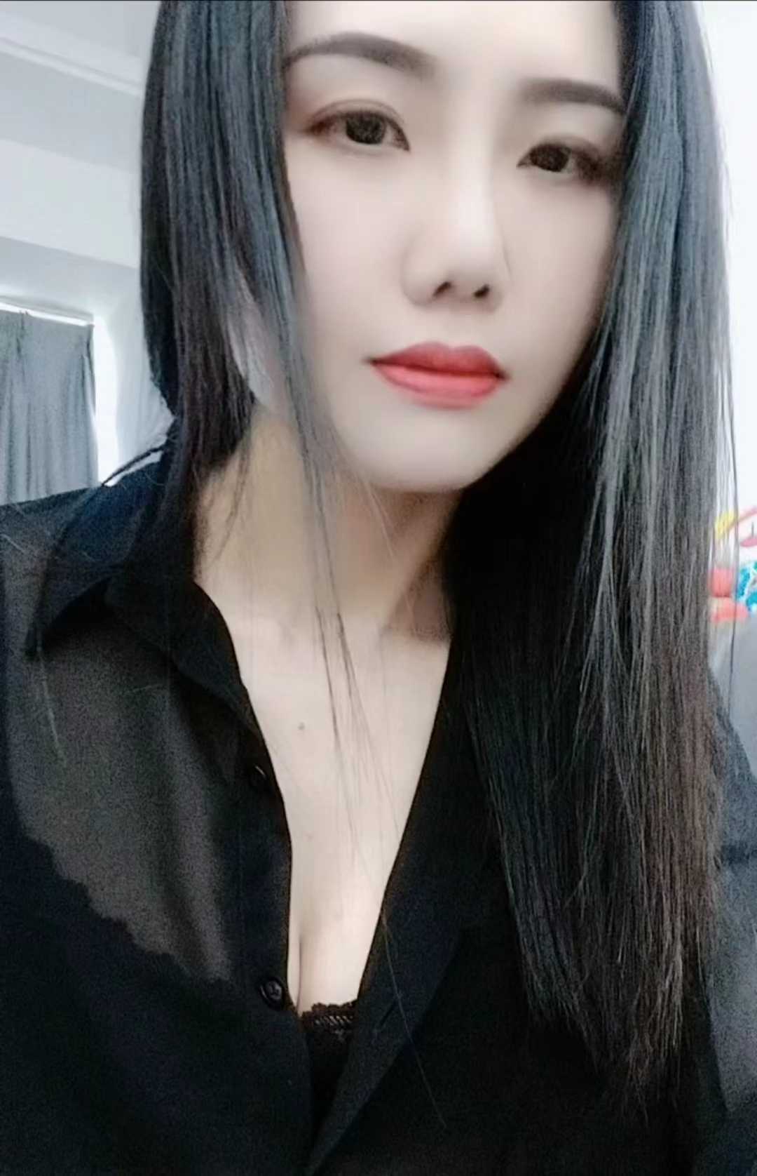 东莞虎门气质御姐刚下海