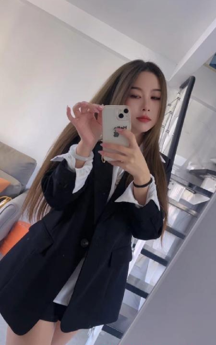 北一环性感巨乳小少妇小小