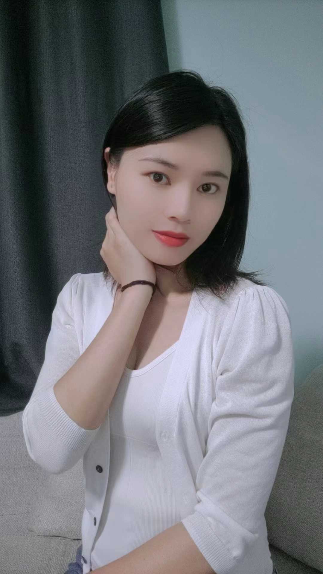 服务超级棒的妹子