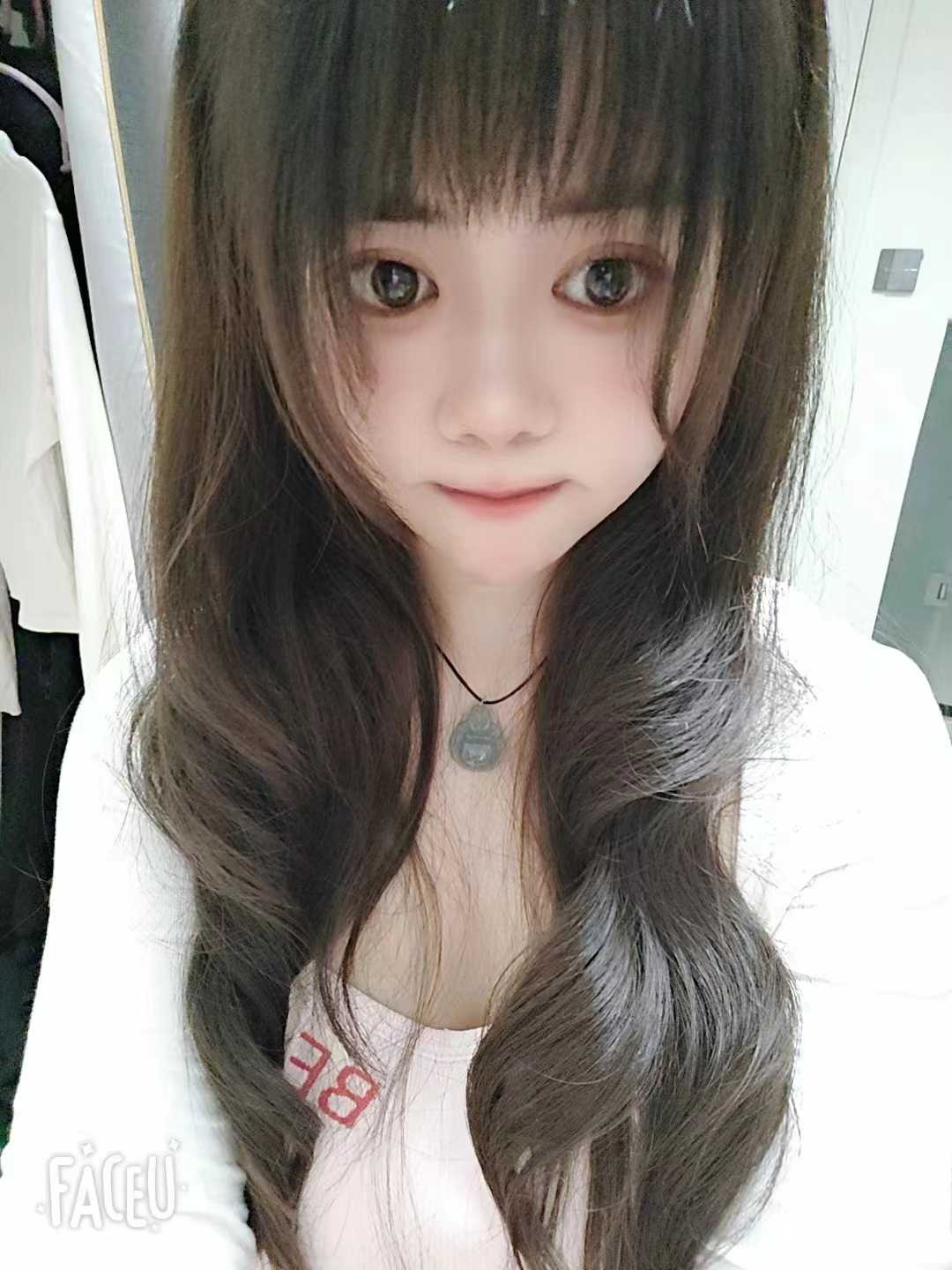 欣欣小姐姐年轻很嫩魅惑十足