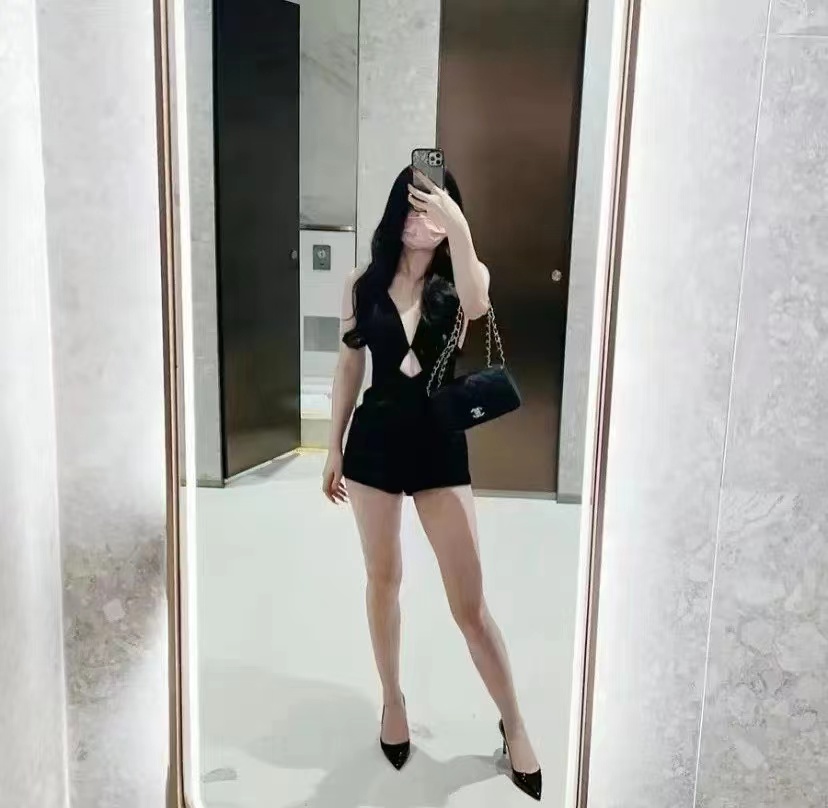 点点重庆妹子在蜀山区火辣身材