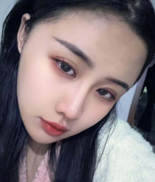 白嫩光滑性感妖娆的静静