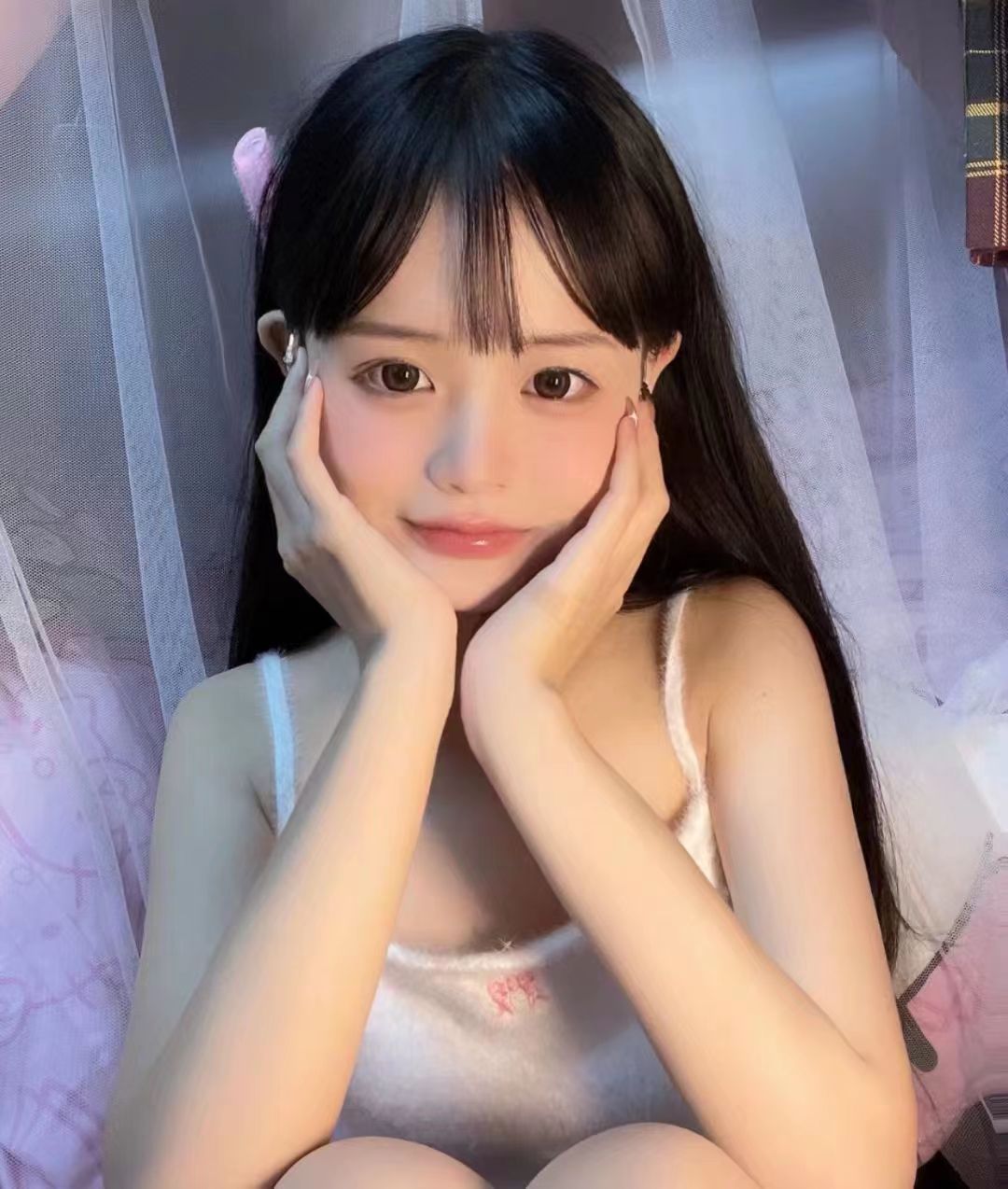 嫩鲍萝莉妹妹B紧水多