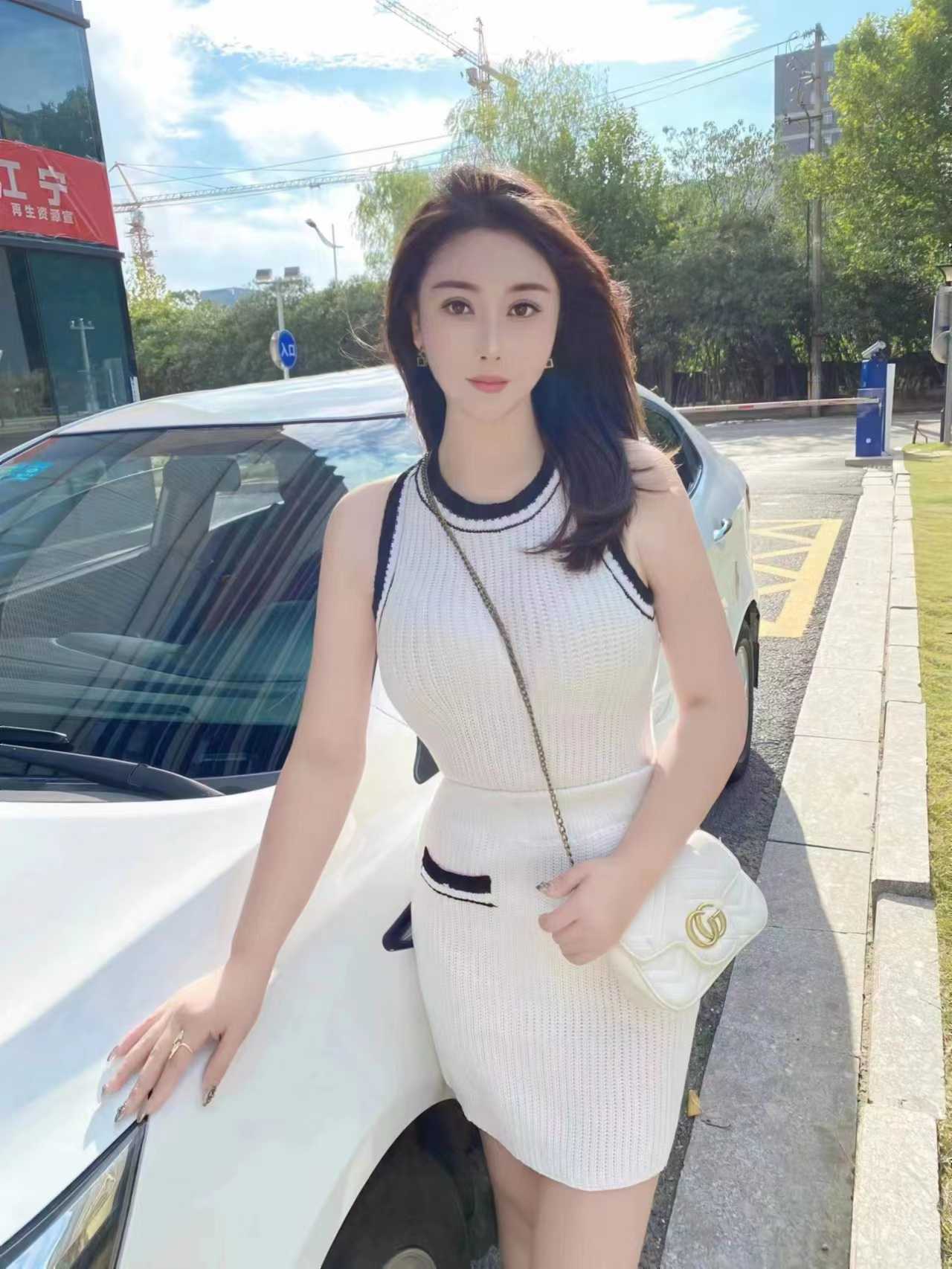 很值得试试的小姐姐