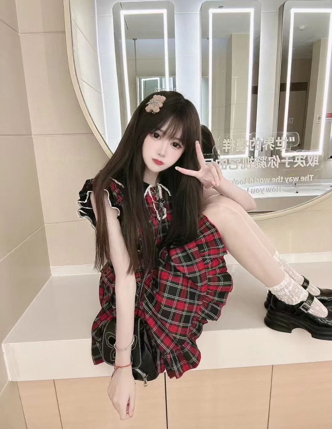 可以抱着玩的小萝莉