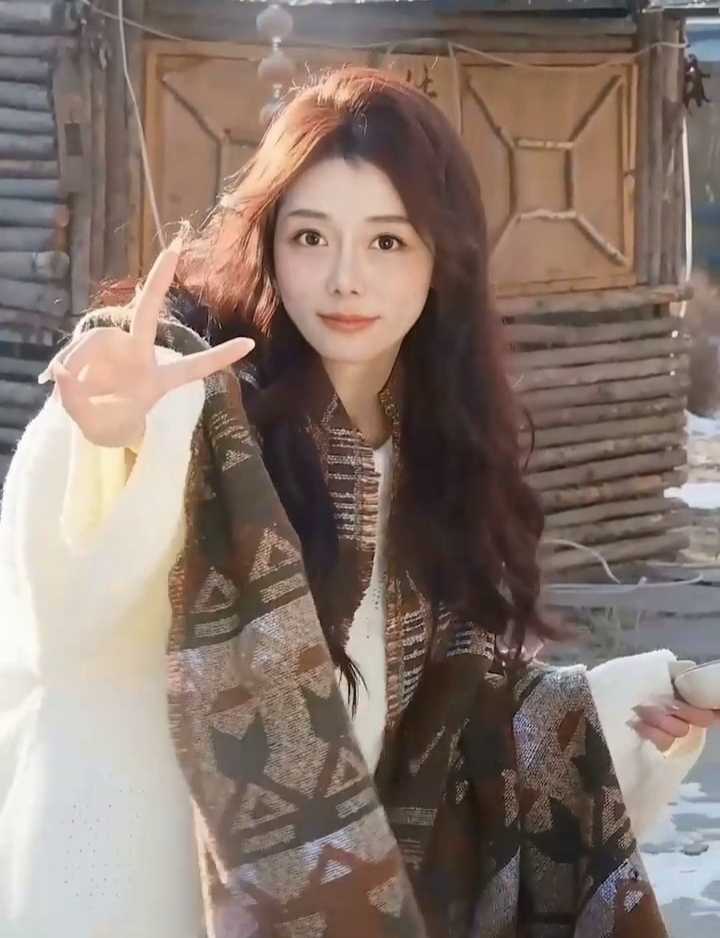 江岸区气质迷人的小姐姐。