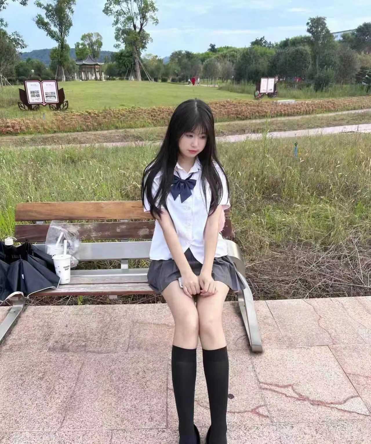 丰满KH好的年轻妹子