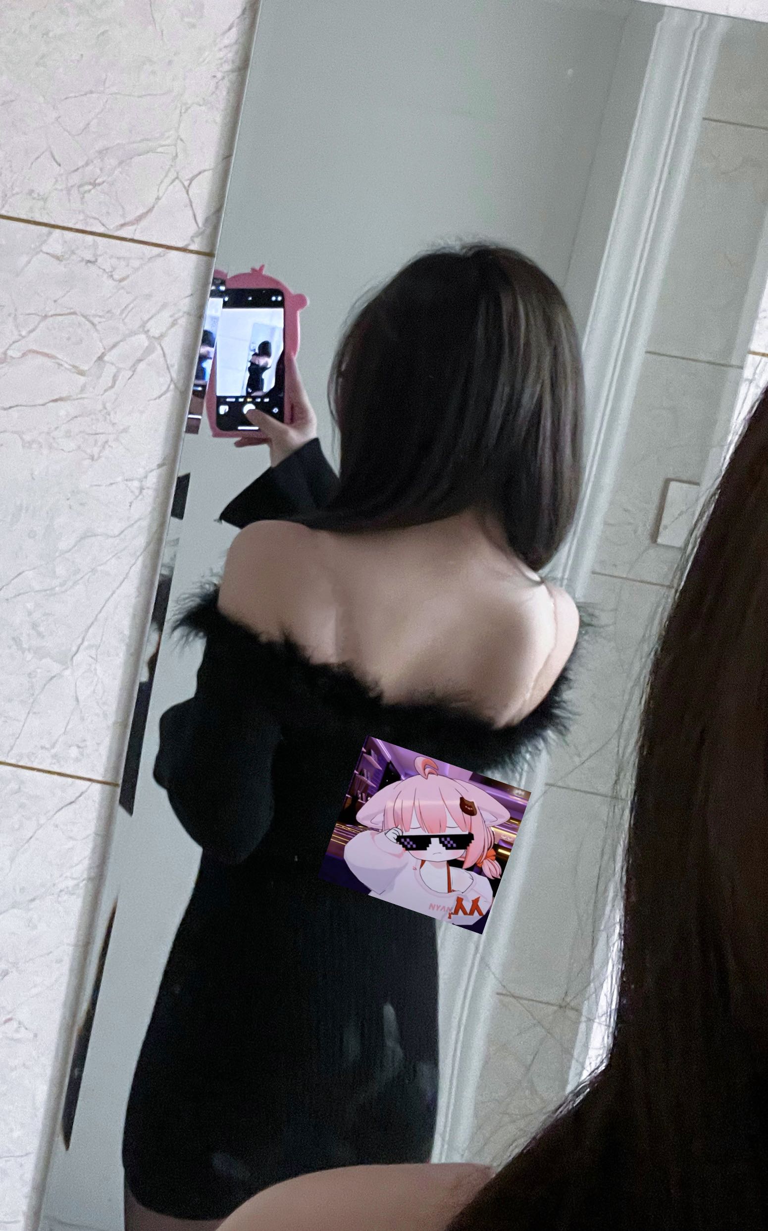 小巧玲珑兼职学生