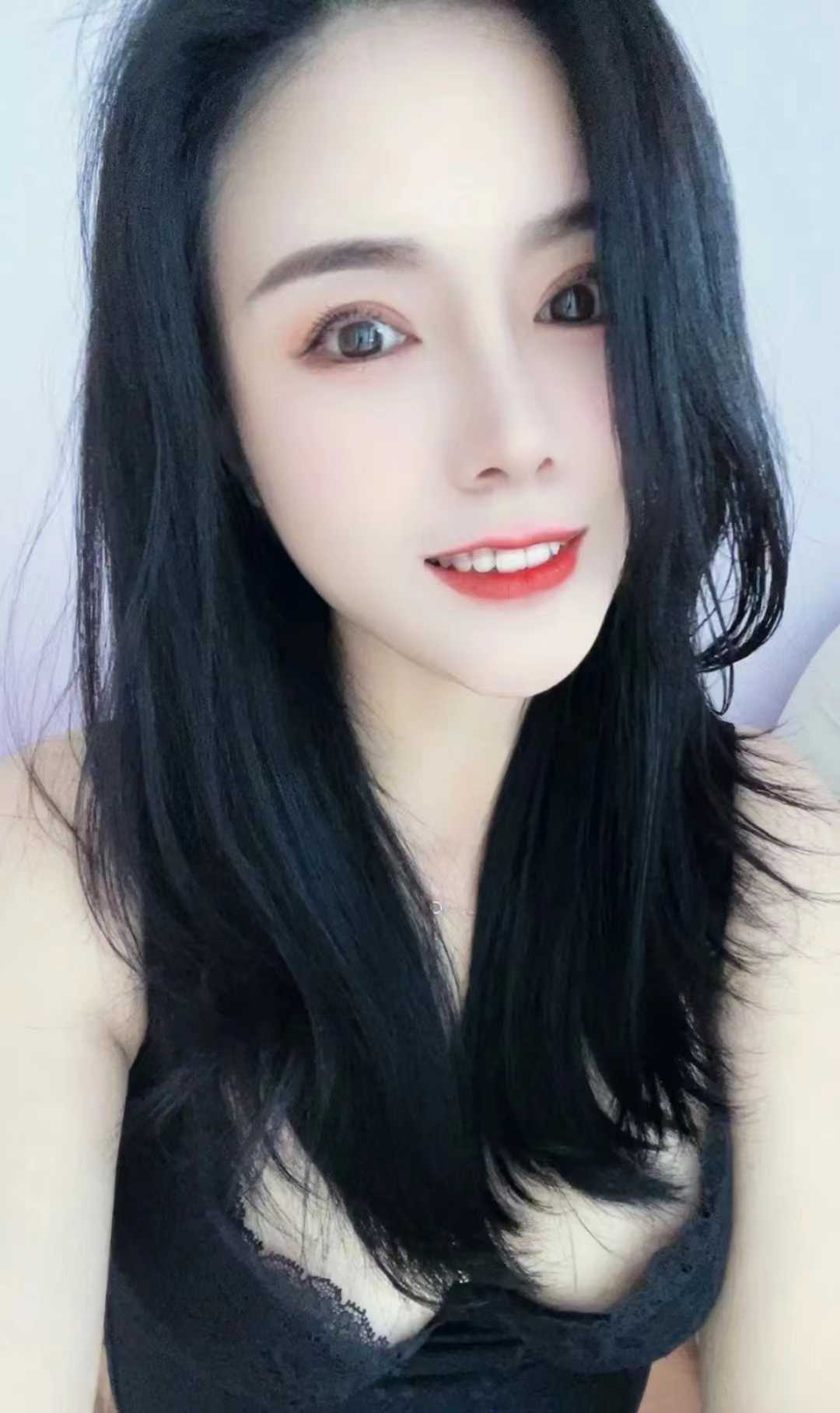 很漂亮的妹子一位