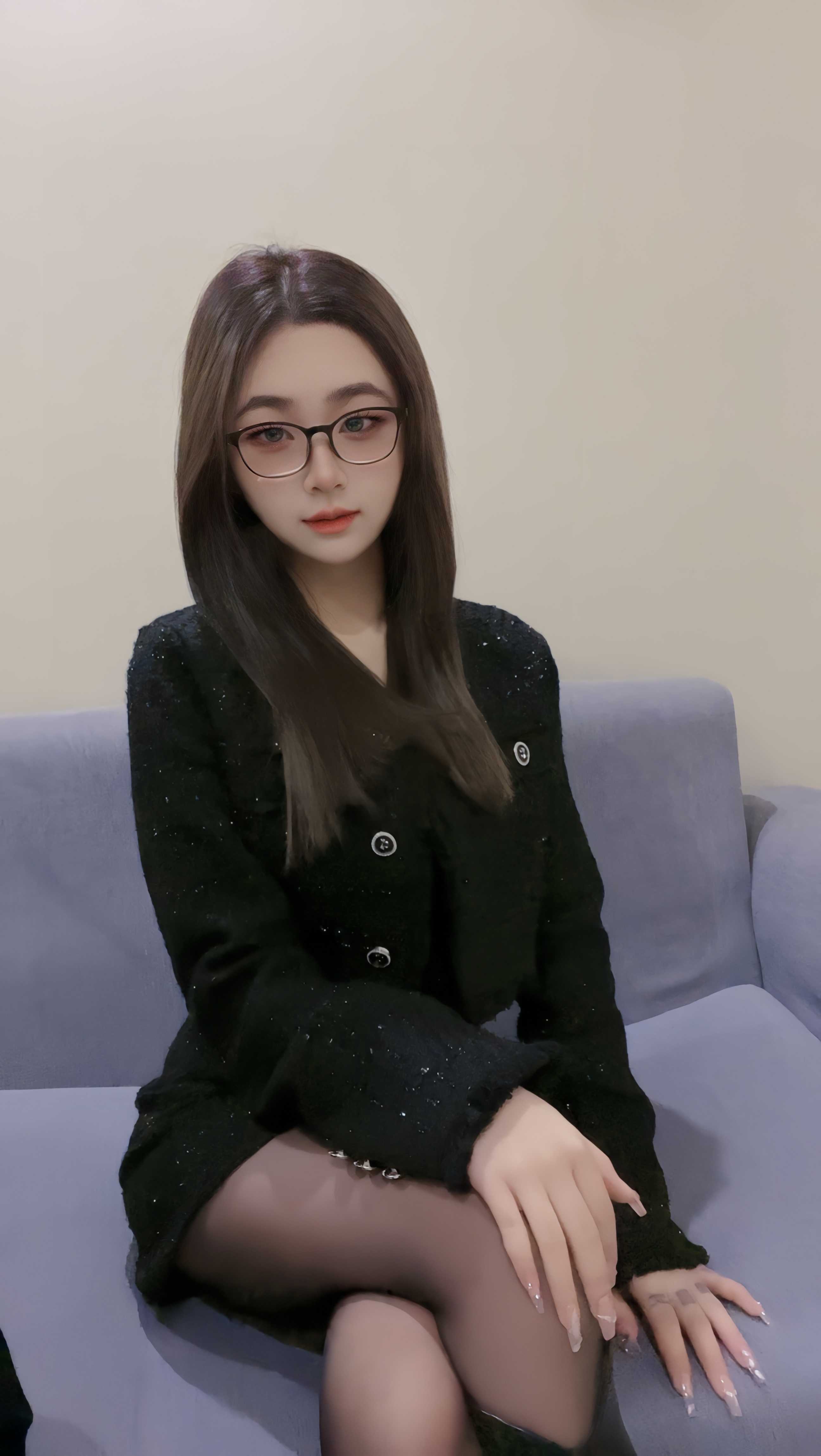 00后有颜值的小姐姐