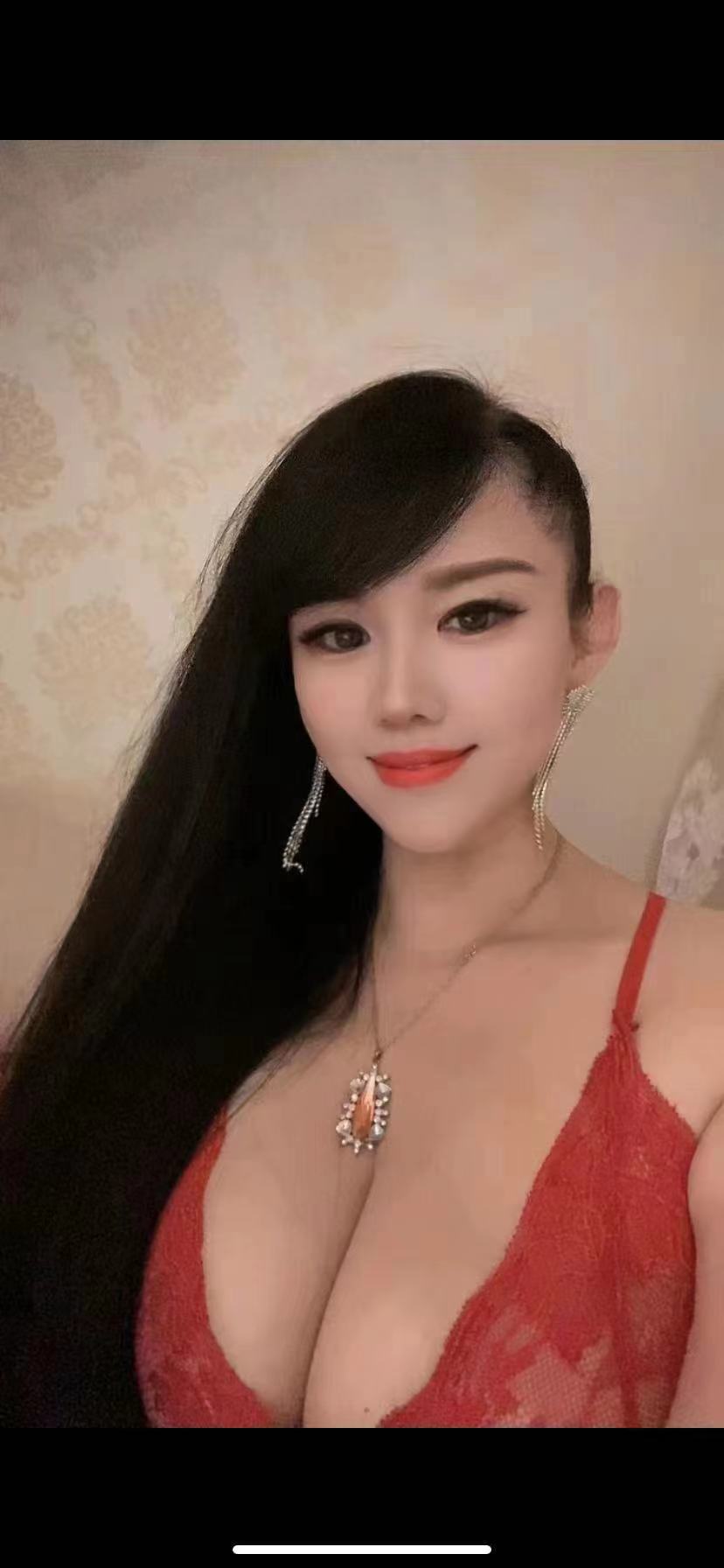 大胸妹子的优质服务