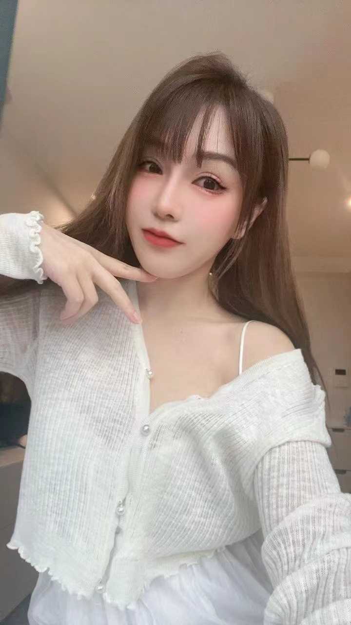 KH真的是一绝的妹子