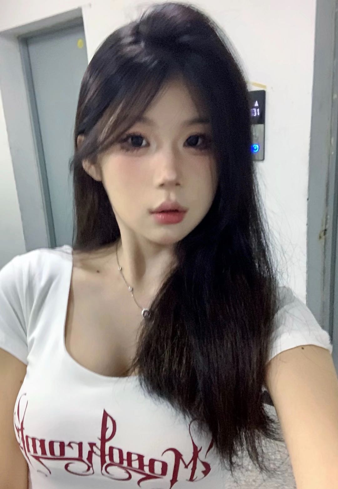 龙华区新人00后兼职 欣欣