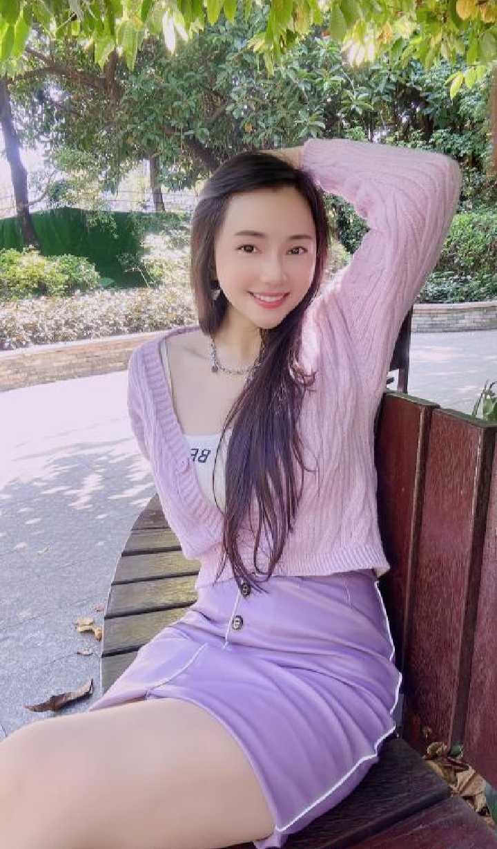 海珠丰满性感贝贝