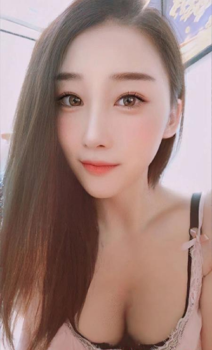 天河小美女雪儿