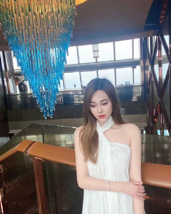 南山川妹子茜茜