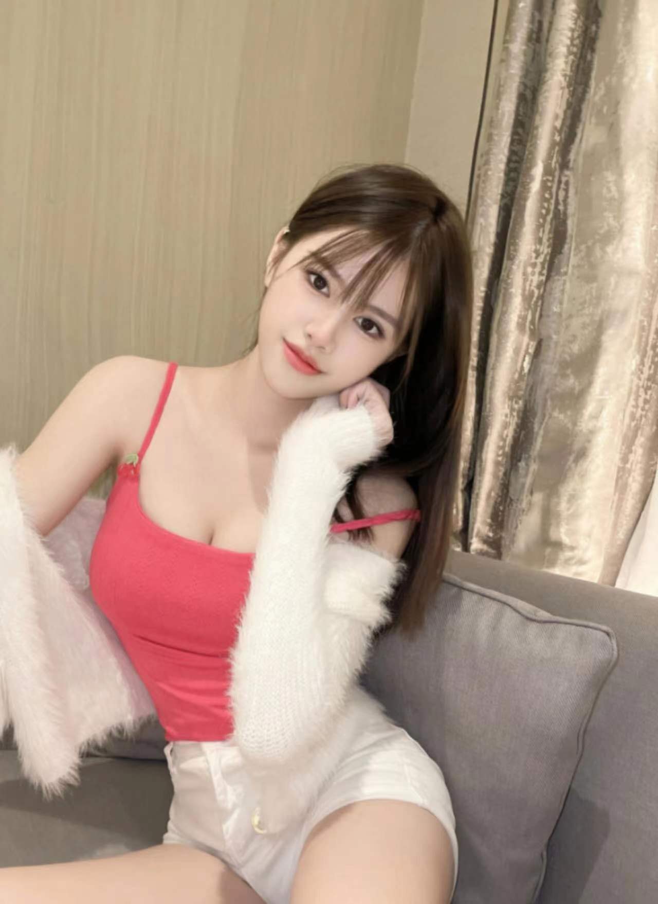 年轻美丽小雅值得试试